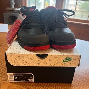 Nike Air Jordan 4RM NWT!